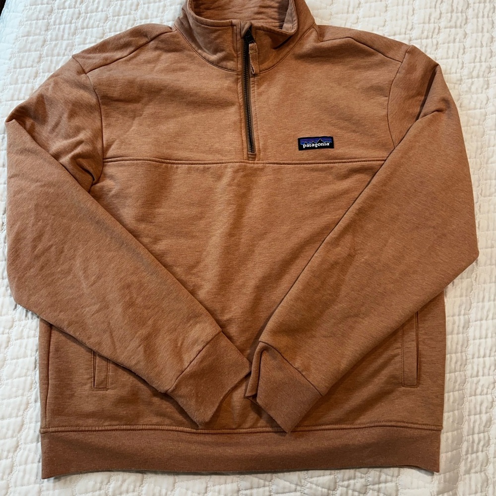 Patagonia women's Ahnya terracotta Zip-Up Sweater medium